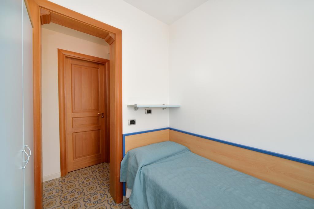 Bed and Breakfast La Capannina Procida Habitación foto