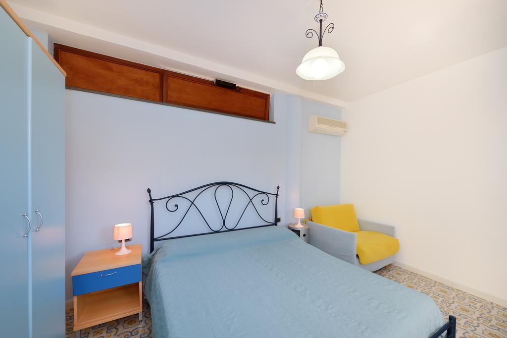 Bed and Breakfast La Capannina Procida Habitación foto